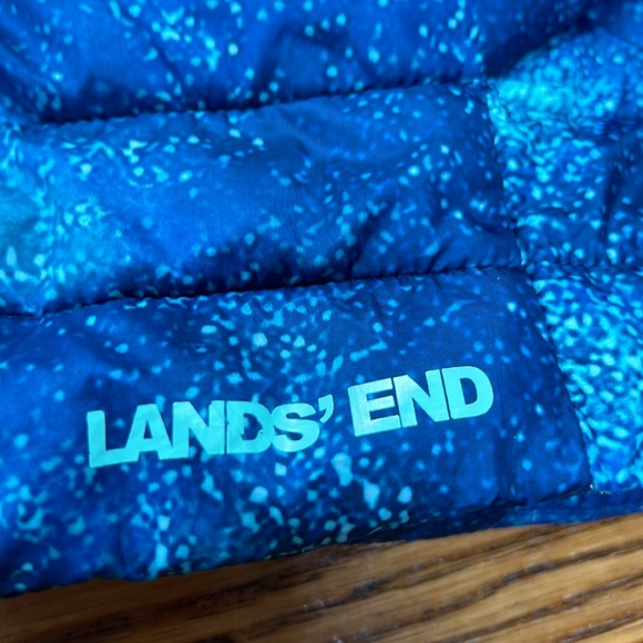 Lands’ End Primaloft girls jacket. Peacock Galaxy. Size XXL (18H-20H). - Picture 2 of 16